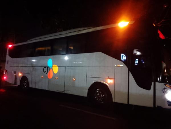 Pulang Ngopi, Pelajar Boncengan Motor Tewas Tertabrak Bus Cheil Jedang di Jombang