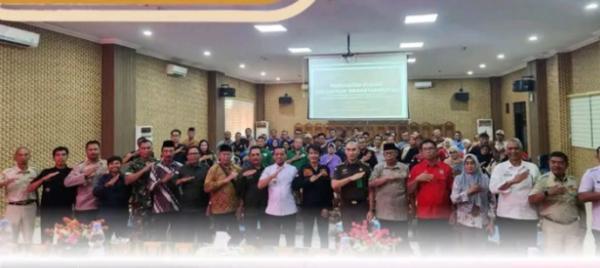 Perkuat Pembinaan Ormas, Kasi Intel Kejari Pringsewu Hadiri Sosialisasi di Aula Bupati