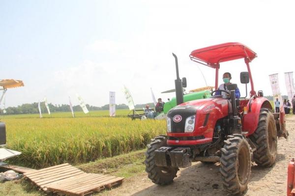 Mentan Ungkap Traktor Gratis untuk Petani Dipungut Rp100 Juta, Praktik Culas Terjadi di 99 Lokasi