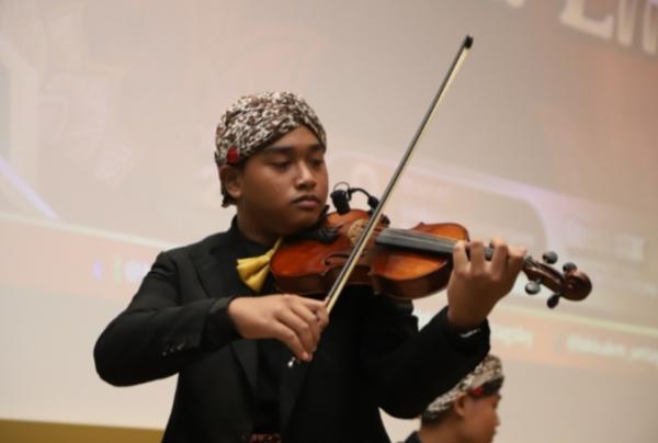 30 Tim Ramaikan Kompetisi Keroncong UNCC 2025, Peserta Diikuti Pelajar Hingga Umum