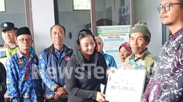 60 Warga Terdampak Tanah Bergerak di Sridadi Sirampog Terima Bantuan Gubernur Jateng