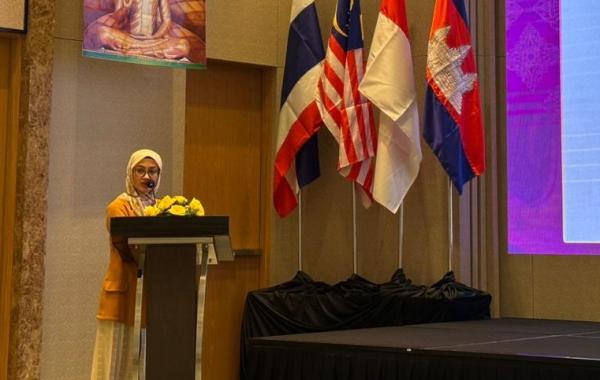 Ahli Dermatologi Unair Berbagi Inovasi di Forum Dermatologi di Kamboja