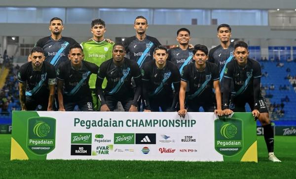 Persela Lelang Jersey Pemain untuk Galang Dana Korban Bencana di Sumatera