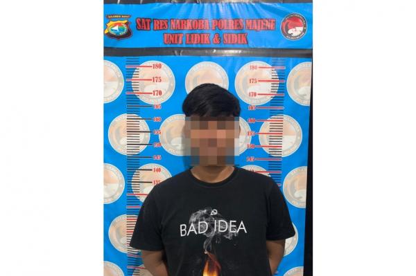 AR Tak Berkutik, Pengedar Sabu Polman Ditangkap di Majene