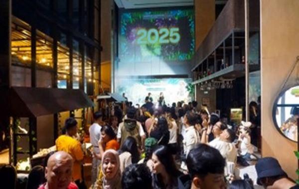 Rayakan Natal dan Tahun Baru, Hotel di Cikarang Ini Siapkan Glow Party hingga BBQ Dinner