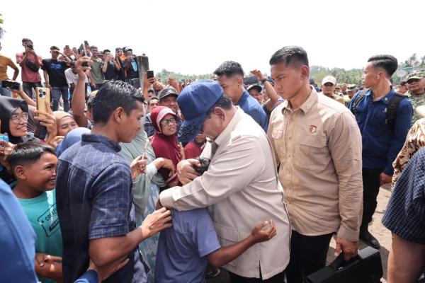 Ditanya Presiden Prabowo Soal Pemulihan Listrik di Aceh, Bahlil Klaim Malam Ini 97 Persen Menyala
