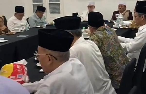 Ini Hasil Pertemuan Kiai Sepuh dengan PBNU di Ponpes Tebuireng Jombang