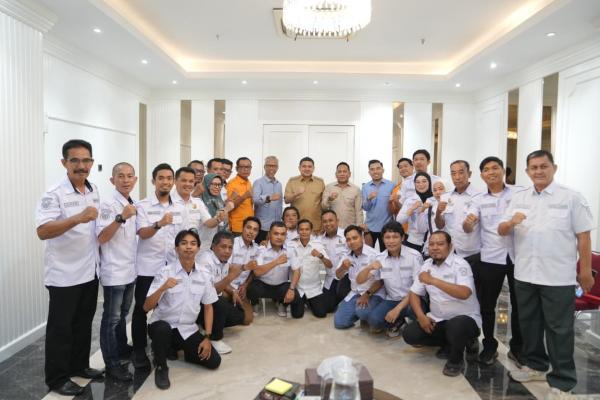 Wali Kota Makassar Senggol KONI Kecamatan: Tunjukkan Keseriusan Kelola Olahraga!