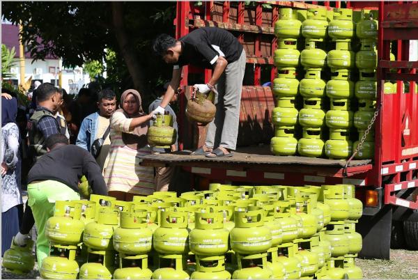 Pertamina Patra Niaga Kirim BBM dan LPG ke Bener Meriah via Udara, Pastikan Pasokan Lancar