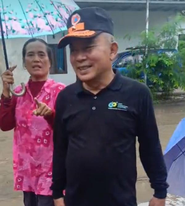 Kepala BPBD Pringsewu Cek Lokasi Banjir di Suku 5, Warga Minta Solusi