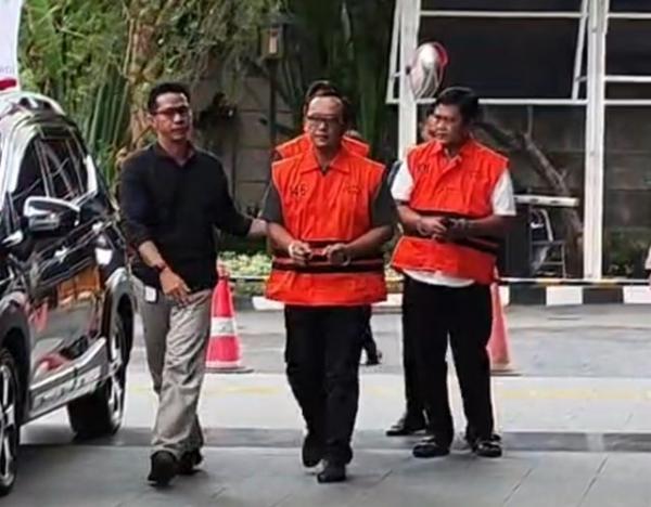 UPDATE KPK Tangkap Bupati Ardito! Terima Suap Rp5,7 Miliar Buat Bayar Utang Kampanye