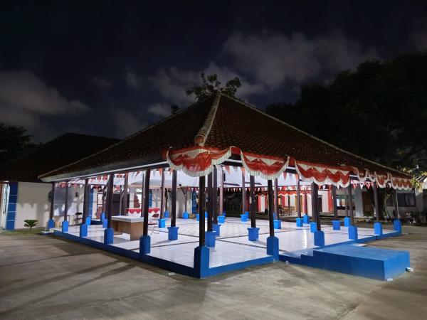 TACB Indramayu Sesalkan Perubahan Warna Pendopo Kecamatan Sindang