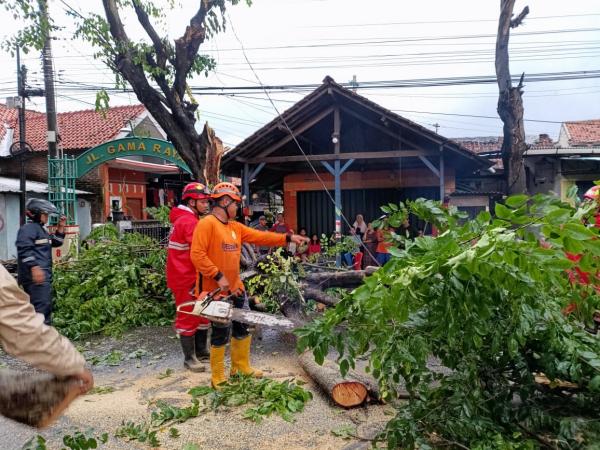 Genangan Air Meluas di Kendal, Delapan Kecamatan Terdampak Bencana