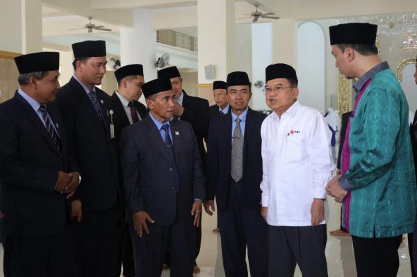 Jusuf Kalla Tegaskan Ponpes Gontor sebagai Lentera Peradaban