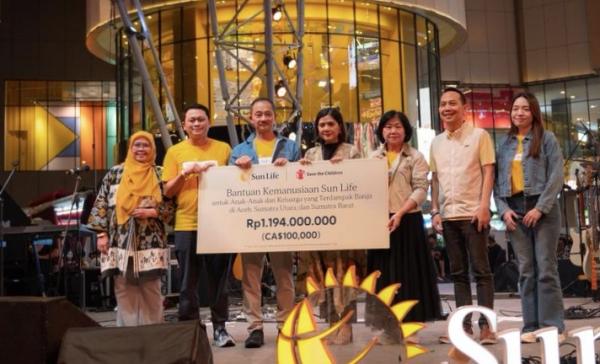 Salurkan Rp1,19 Miliar ke Korban Banjir Sumatra, Sun Life Indonesia Fokus Air Bersih