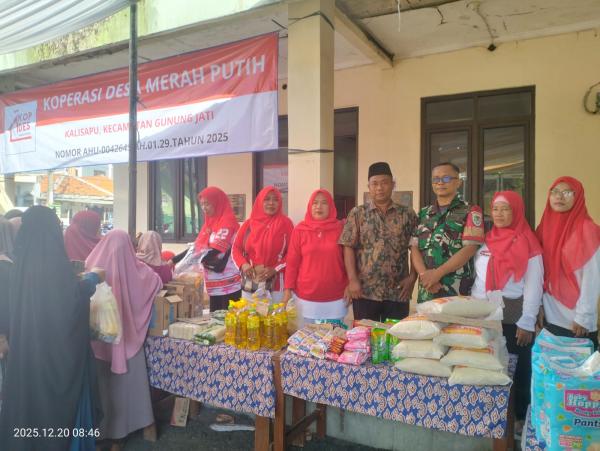Koperasi Merah Putih Kalisapu Cirebon Mulai Beroperasi, Bazar Murah Diserbu Warga