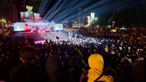 Pia Ex Utopia Guncang SubangFest Vol. 09, Ribuan Penonton Larut dalam Euforia Musik dan Budaya