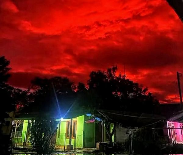 Viral Langit Pandeglang Berubah Merah Darah, Kok Bisa ?