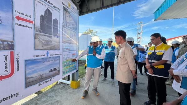 Wapres Gibran Tinjau PLTMG Nias, Pastikan Listrik Aman Tanpa Kedip Jelang Nataru