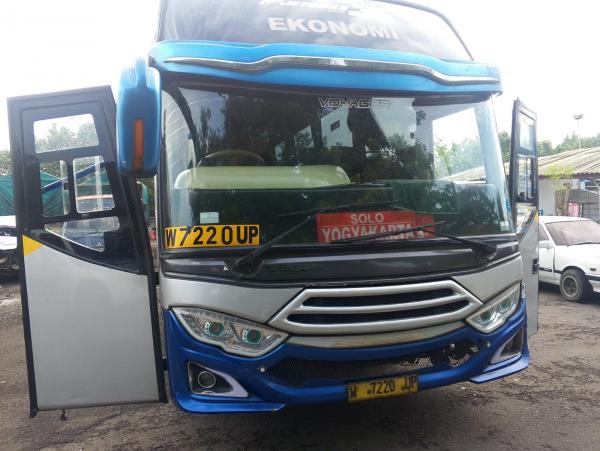 Terlibat Kecelakaan Maut di Jalan Romli Tamim Jombang, Polisi: Sopir Bus Akan Dipecat!