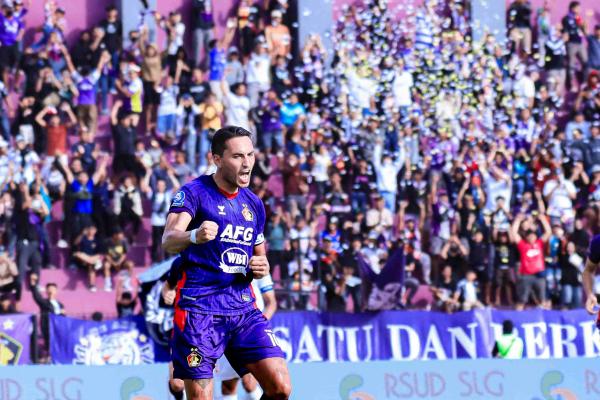 6 Kali Raih Player Of The Match, Tegaskan Kualitas Ezra Walian di Super League Musim 2025/26