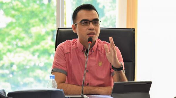 Ketua Bapemperda Pastikan Pasal Larangan Jual-Iklan Rokok Dihapus dari Perda KTR