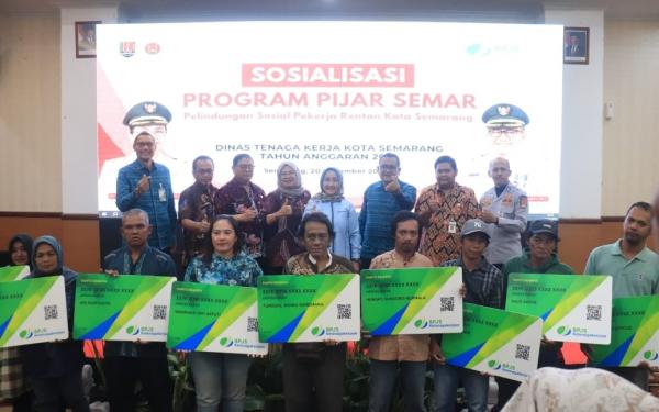 Ngatimah Rasakan Manfaat Program ASN Peduli Pekerja Rentan Pemerintah Kota Semarang