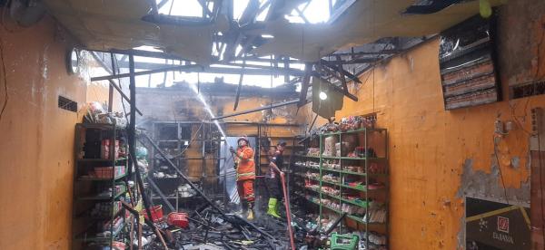 Toko Sembako di Situbondo Ludes Terbakar, Kerugian Capai Rp200 Juta