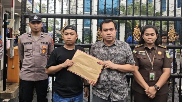 Bawa Bukti ke Kejatisu, Mahasiswa Tuntut Kepala LLDikti Sumut Diperiksa Soal Dana KIP