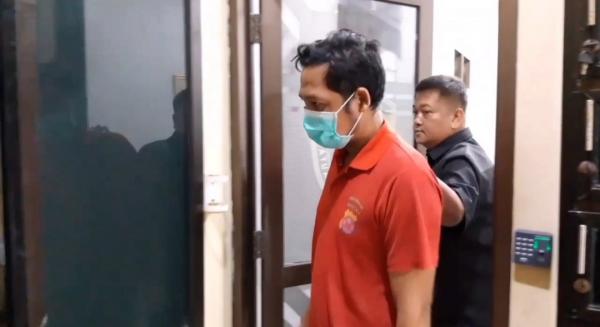 Diduga Selewengkan Dana Desa, Kades di Pandeglang Ditangkap Polisi