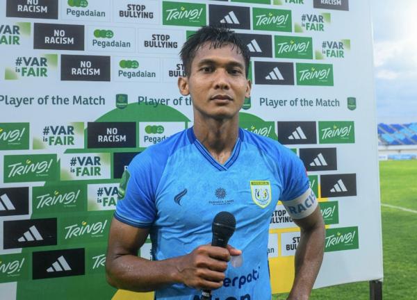 Tempati Posisi Bek Tengah, Hendro Siswanto Raih Penghargaan Player Of The Match