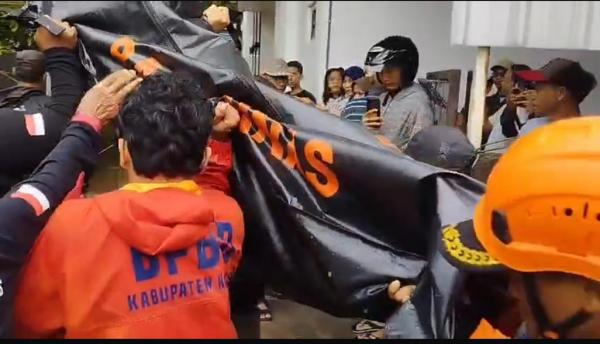 Bocah 5 Tahun yang Hanyut di Anak Sungai Perak Kudus Ditemukan Tewas Tertutup Material Lumpur