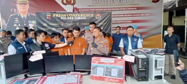 Terbongkar! Security Pemkot Cimahi Nyambi Edarkan Ganja, Raup Untung Jutaan