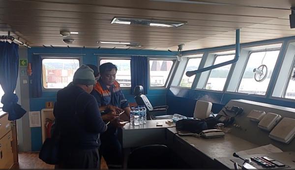 Gelombang 6 Meter Hadang Laut NTT, Sabuk Nusantara 43 Tertahan di Waingapu