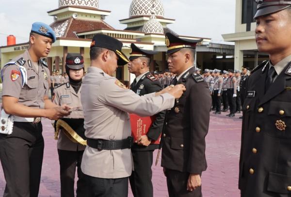 Mengabdi Tanpa Catatan Pelanggaran, 146 Personel Polres Grobogan Terima Satyalancana Pengabdian