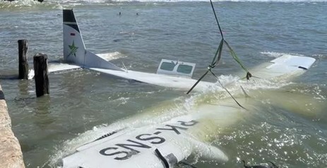 BREAKING NEWS Detik-detik Pesawat Smart Air PK-SNS Jatuh ke Laut di Nabire