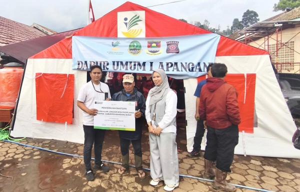 Ringankan Beban Korban Longsor Cisarua, Pegadaian Galang Bantuan Kemanusiaan