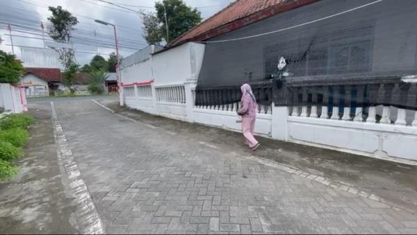 Debt Collector Pinjol Terkapar Akibat Dibacok Warga di Jombang, Pelaku Sudah Teridentifikasi
