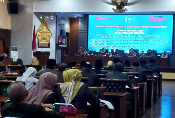 Perubahan Perda Kepala Desa Dan Perda Perangkat Desa di Grobogan Menyesuaikan Perubahan UU Desa