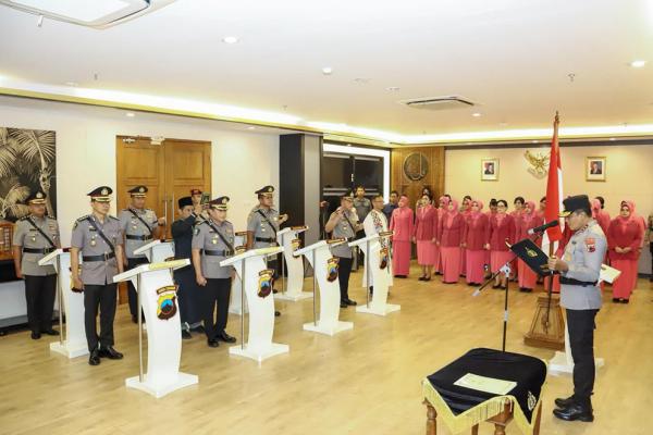 Kabiddokkes Polda Jateng dan 3 Kapolres Jajaran Resmi Sertijab, Ini Daftarnya