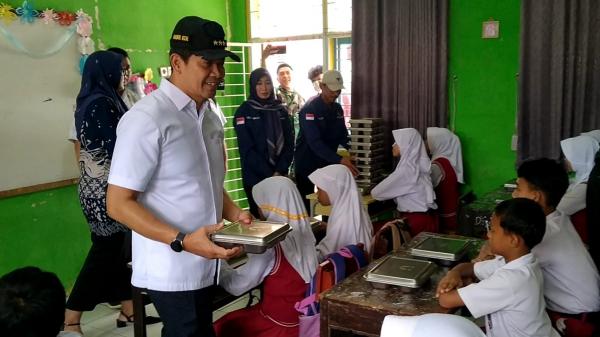 Secara Nasional Penerima Manfaat Makan Bergizi Gratis sebanyak 55,2 Juta Anak di 38 Provinsi