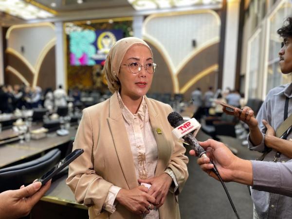 Anggota DPR: Anak Bunuh Diri karena Tak Mampu Beli Buku, Bukti Nyata Kemiskinan Struktural