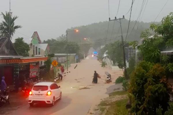Banjir Bandang Terjang Gondang Bojonegoro, 318 KK Terdampak