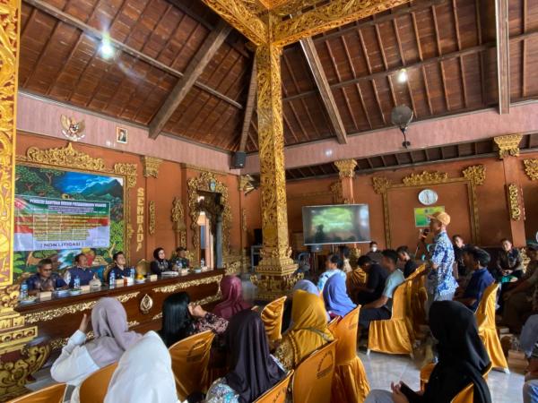 Kurangnya Pemahaman Hukum, Warga Sidokare Nganjuk Ikuti Penyuluhan Bantuan Hukum