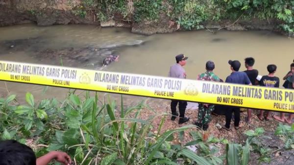 Mayat Perempuan Tanpa Identitas Ditemukan Tersangkut di Sungai Desa Jadi Tuban