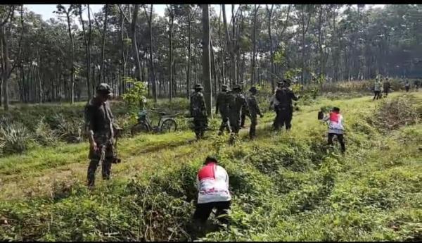 TNI Bersama Warga Hijaukan Cagar Alam Simpenan Kediri