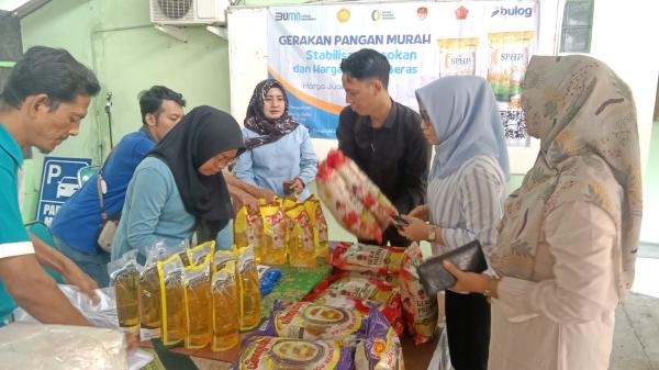 Jelang Bulan Puasa, DKP Tulungagung Gelar Gerakan Pangan Murah di Sumbergempol