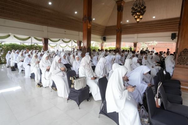 Bersiap ke Tanah Suci 6 Mei, 224 Jemaah Calon Haji Kota Mojokerto Ikuti Manasik Haji