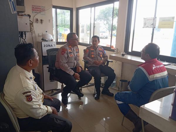 Jaga Kekhusyukan Ramadan, Polsek Terisi Aktif Sosialisasikan Layanan 110 untuk Warga