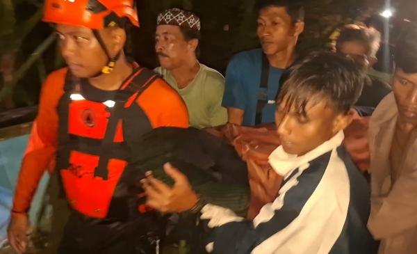 Ibu Rumah Tangga di Lumajang Tewas Terseret Banjir Saat Nekat Terobos Jembatan